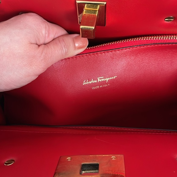 Salvatore Ferragamo Red Leather Studio Bag - Picture 10 of 13